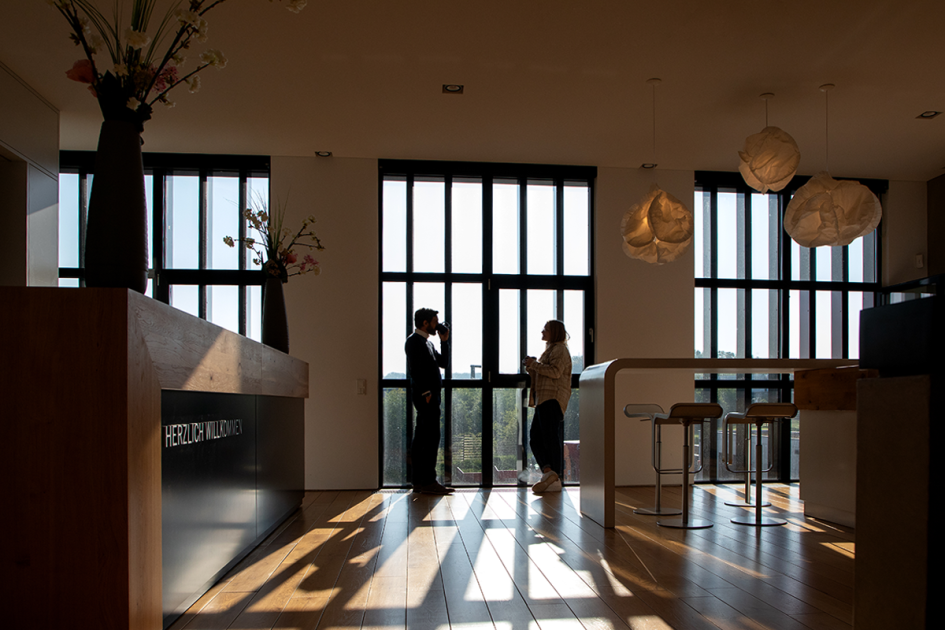 rent-group-frankfurt-05-1709222194remYU.png