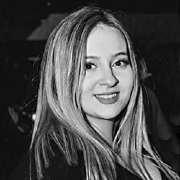 nadine-fenk-17363404789vlmM.png
