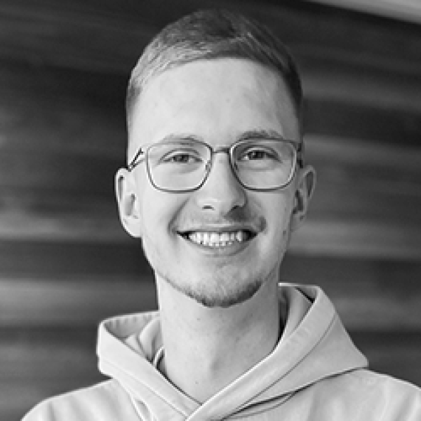 yannik-schink-1765358619ctlgf.png