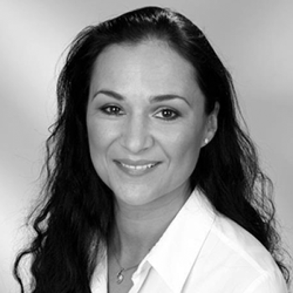 jeannette-poetzsch-17053327037kPNt.png